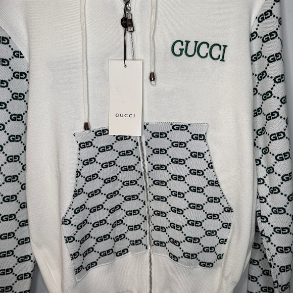 Unisex Set - Picture 3 of 9